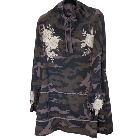 Women’s Johnny Was Camo Embroidered Floral Hoodie Oversized Plus Size 1X - Picture 1 of 10